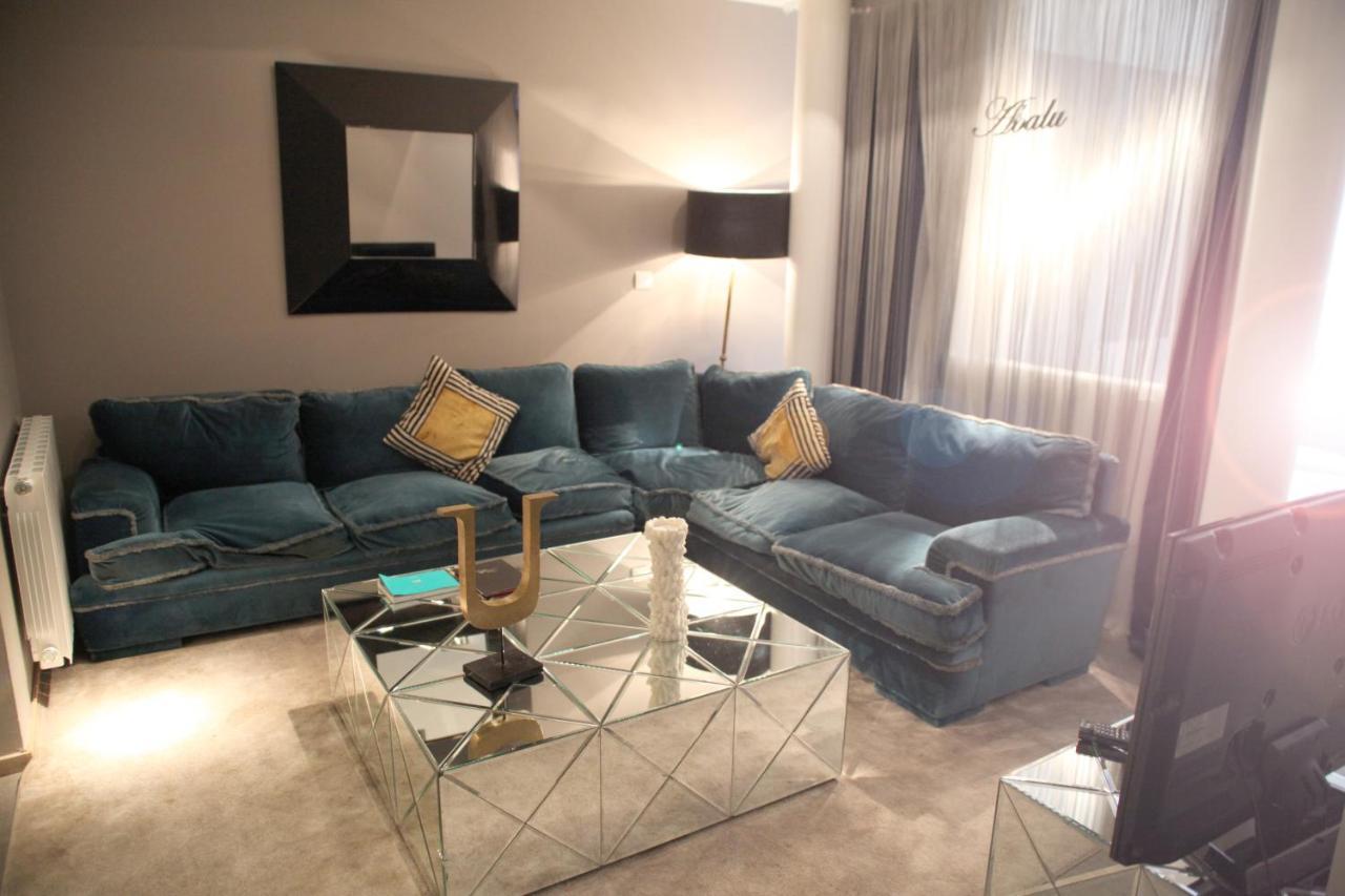 Madrid Central Gran Via Suites Room photo