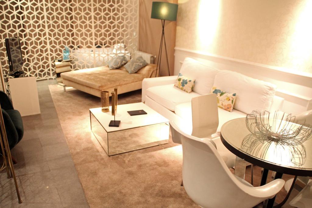 Madrid Central Gran Via Suites Room photo
