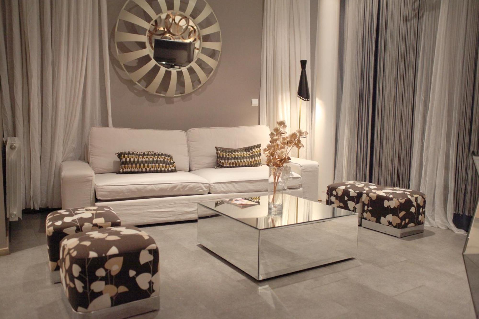 Madrid Central Gran Via Suites Room photo